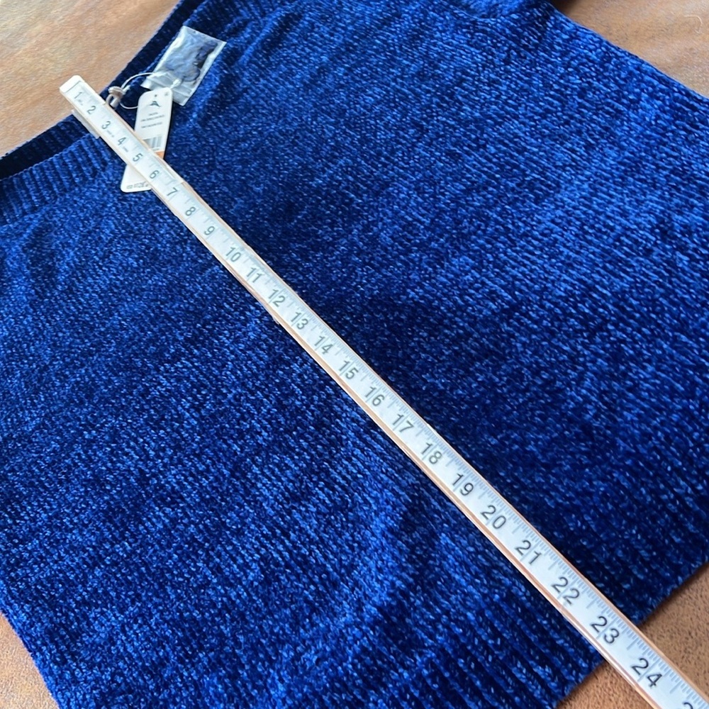NWT Tommy Bahama Luna Chenille Boatneck Mazarine Blue Sweater So Soft Small - Picture 9 of 9